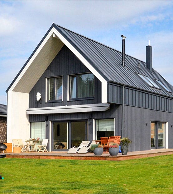 Dvišlaičio stogo medinė konstrukcija