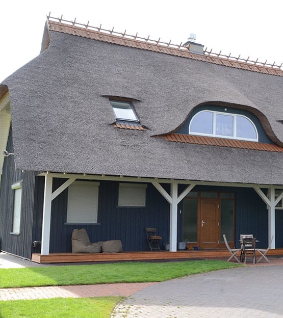 Keturšlaičio stogo medinė konstrukcija