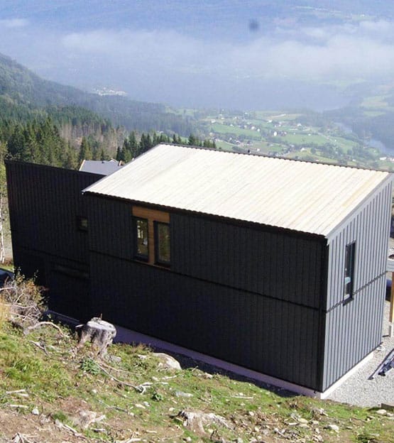 Sutapdinto (plokščio) stogo medinė konstrukcija